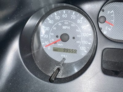 Lot 137 - 1998 Toyota Rav4