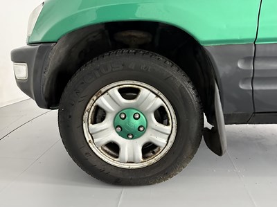 Lot 137 - 1998 Toyota Rav4