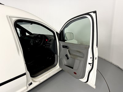Lot 30 - 2005 Volkswagen Caddy Day Van