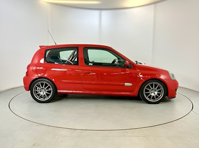 Lot 18 - 2005 Renault Clio Sport Trophy 182