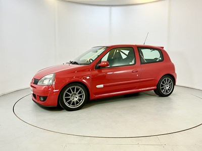 Lot 18 - 2005 Renault Clio Sport Trophy 182