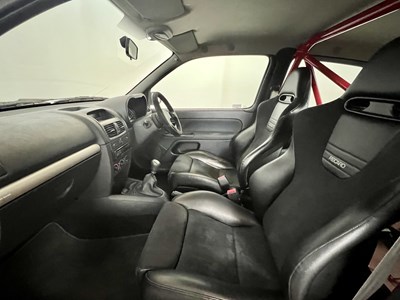 Lot 18 - 2005 Renault Clio Sport Trophy 182