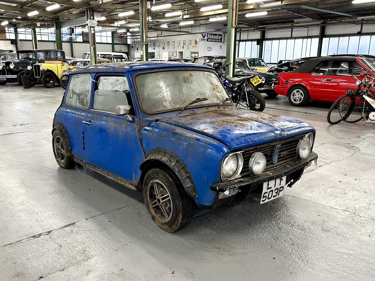 Lot 39 - 1976 Mini 1275 GT