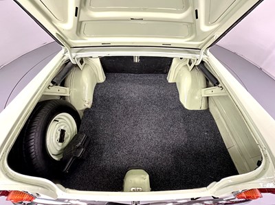 Lot 94 - 1963 Ford Consul Classic