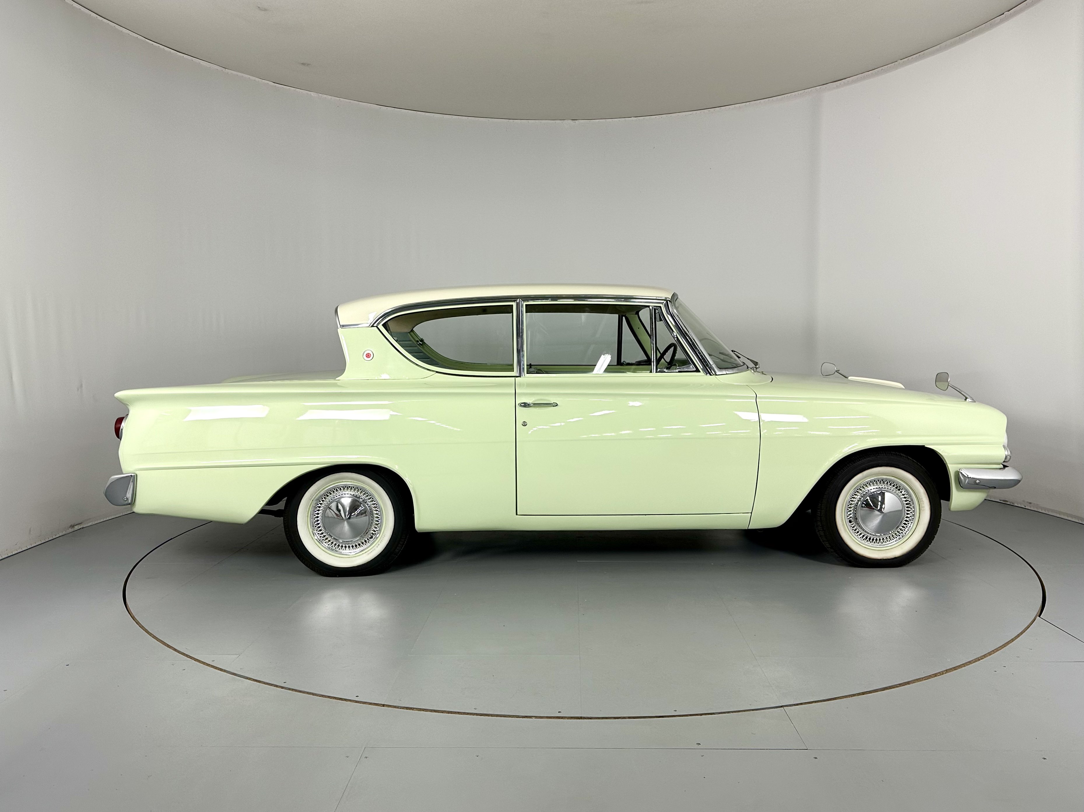Lot 94 - 1963 Ford Consul Classic