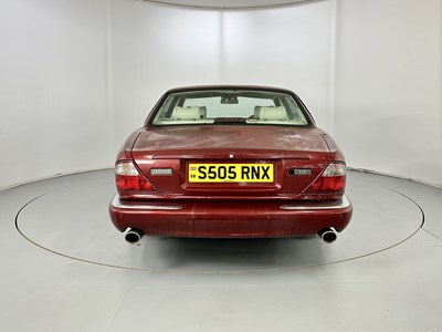 Lot 64 - 1998 Jaguar XJR V8 - NO RESERVE