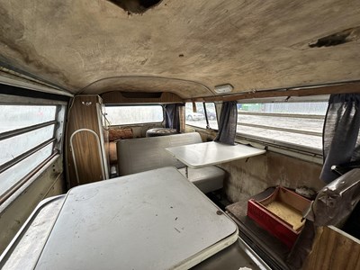 Lot 62 - 1972 Volkswagen T2 Camper