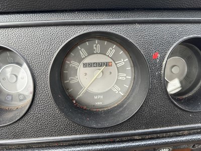 Lot 62 - 1972 Volkswagen T2 Camper