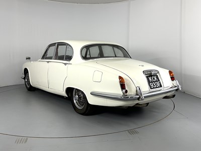 Lot 14 - 1967 Jaguar 420