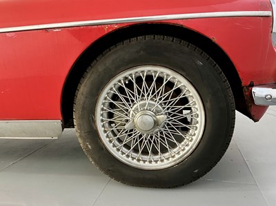Lot 21 - 1968 MG C
