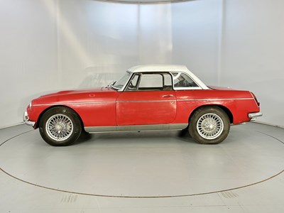Lot 21 - 1968 MG C