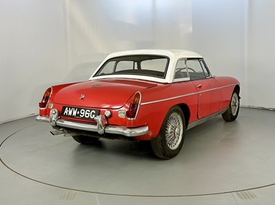 Lot 21 - 1968 MG C