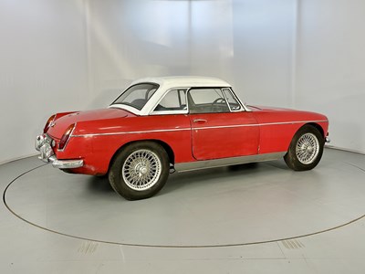 Lot 21 - 1968 MG C