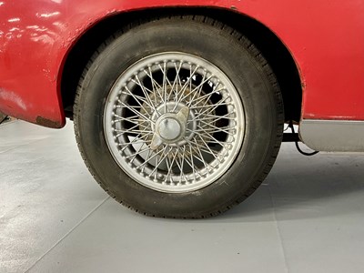 Lot 21 - 1968 MG C