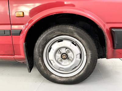 Lot 75 - 1988 Nissan Bluebird