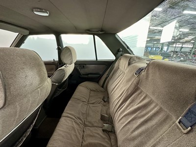 Lot 75 - 1988 Nissan Bluebird