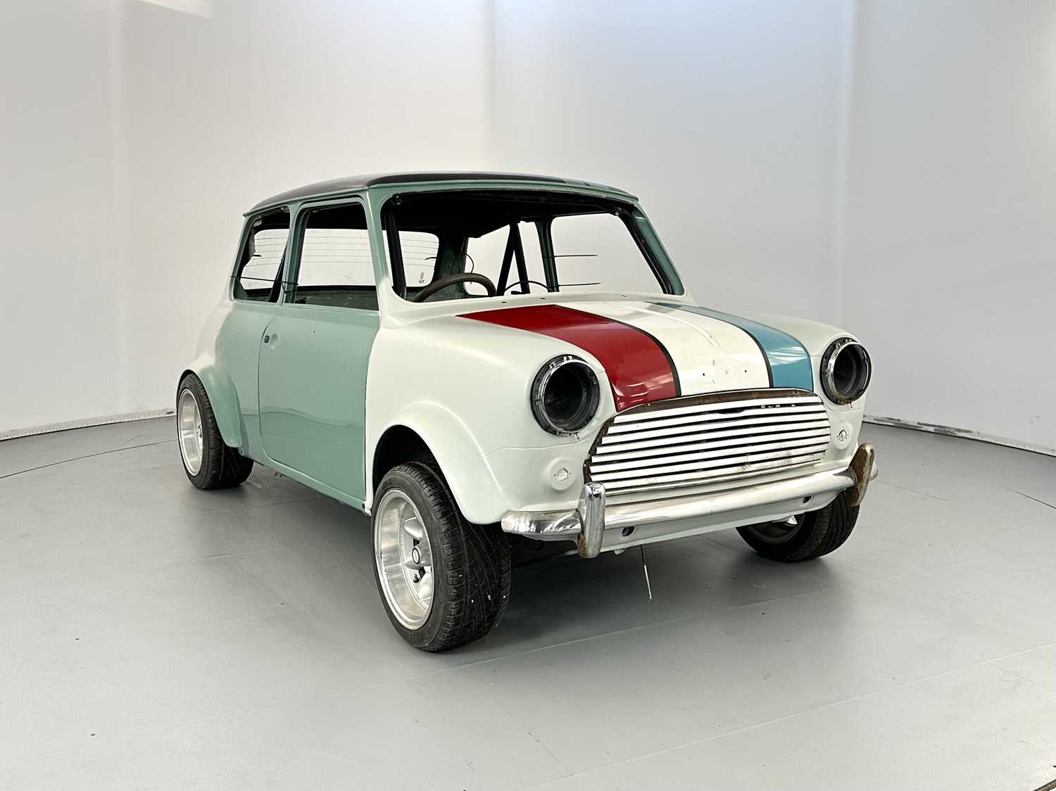 Lot 123 - 1973 Morris Mini