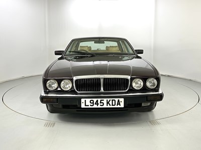 Lot 119 - 1994 Jaguar XJ 3.2 Sport