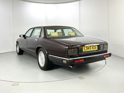 Lot 119 - 1994 Jaguar XJ 3.2 Sport