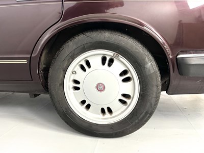 Lot 119 - 1994 Jaguar XJ 3.2 Sport