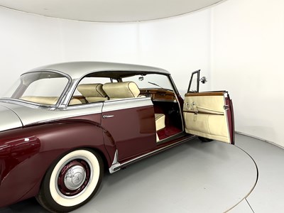 Lot 60 - 1960 Mercedes-Benz 300D "Adenauer"