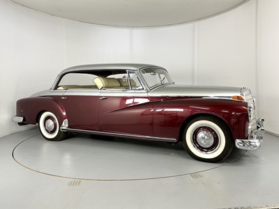 Lot 60 - 1960 Mercedes-Benz 300D "Adenauer"