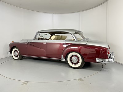 Lot 60 - 1960 Mercedes-Benz 300D "Adenauer"