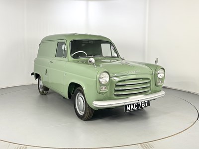 Lot 70 - 1957 Ford Thames 300E