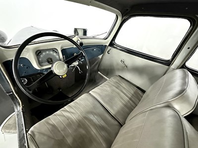Lot 16 - 1952 Citroen Traction Avant