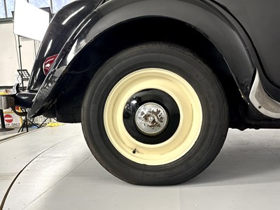 Lot 16 - 1952 Citroen Traction Avant