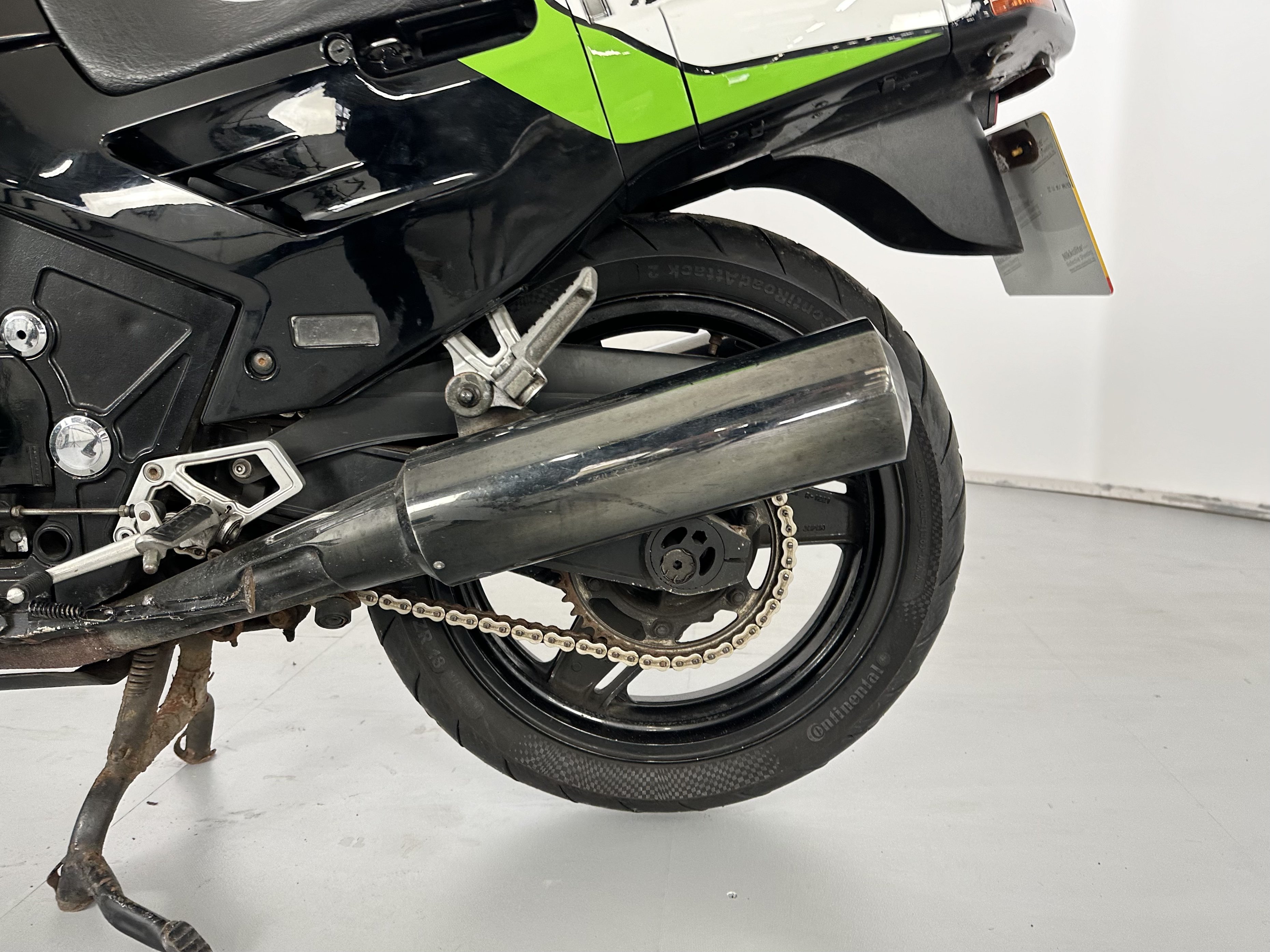 Lot 118 - 1989 Kawasaki ZX-10 Ninja