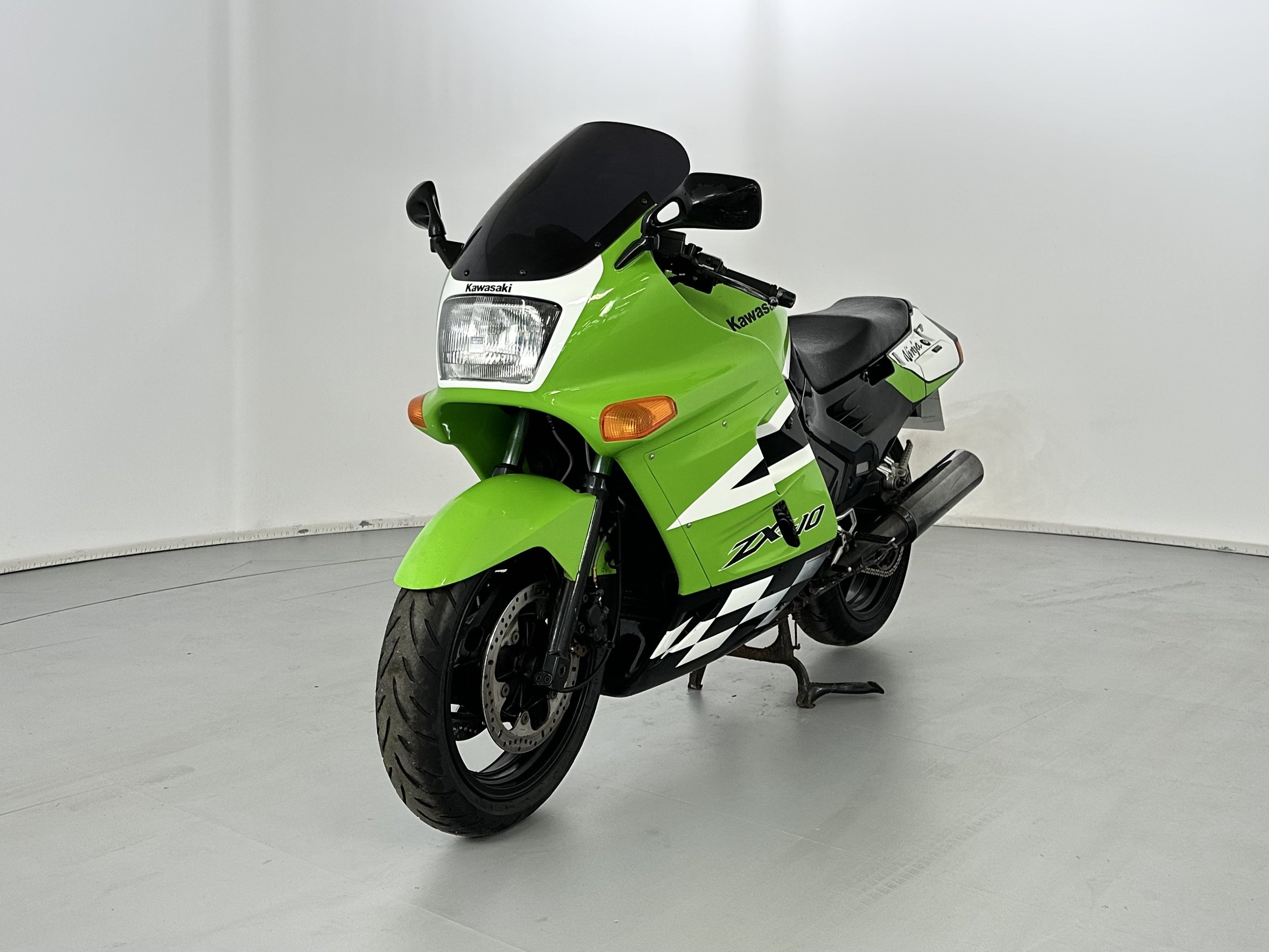 Lot 118 - 1989 Kawasaki ZX-10 Ninja