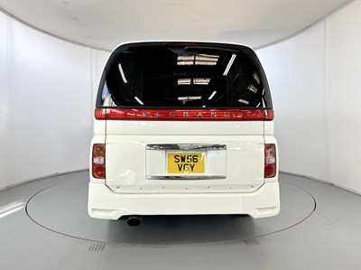 Lot 14 - 2007 Nissan Elgrand - Highway Star Edition 4WD
