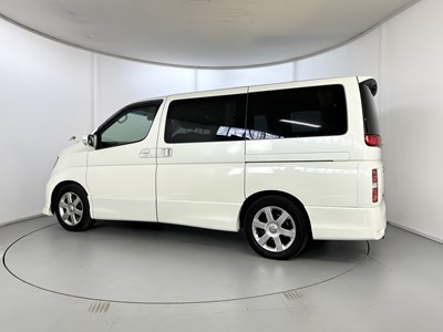 Lot 14 - 2007 Nissan Elgrand - Highway Star Edition 4WD