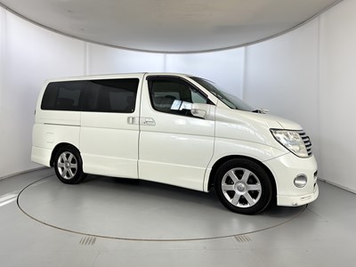 Lot 14 - 2007 Nissan Elgrand - Highway Star Edition 4WD
