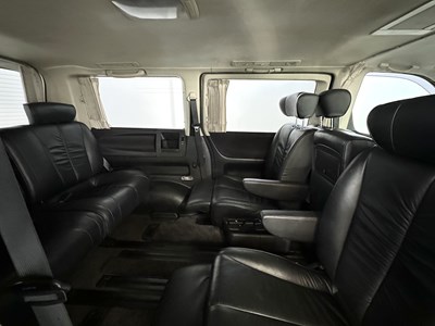 Lot 14 - 2007 Nissan Elgrand - Highway Star Edition 4WD