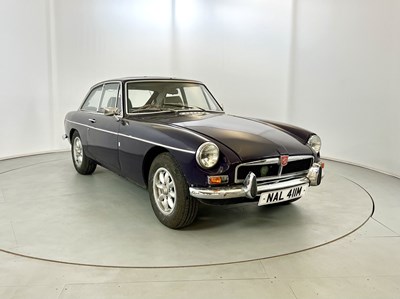 Lot 28 - 1974 MG BGT