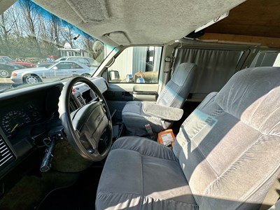 Lot 45 - 1996 Chevrolet Astro AWD